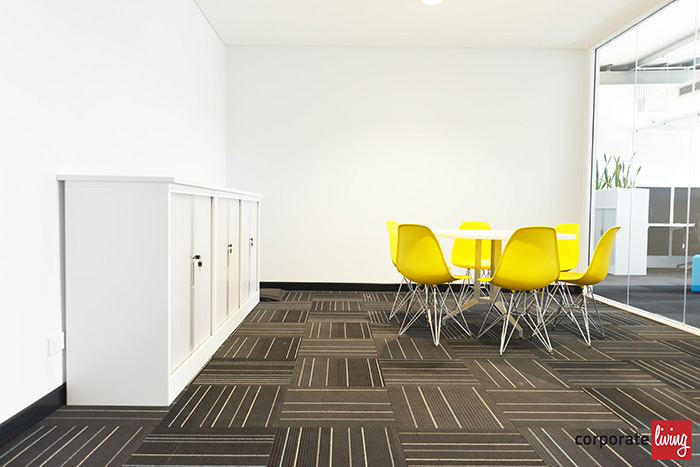 Kinspan_office_meeting_room_07